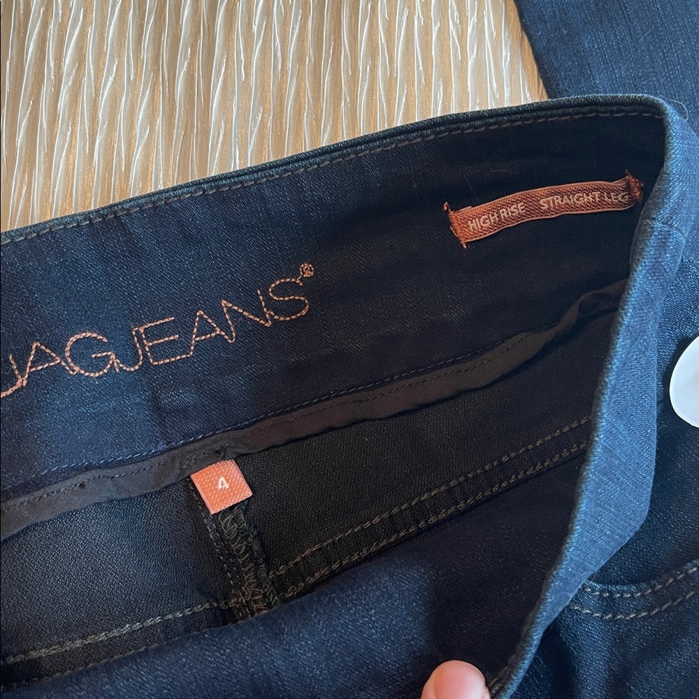 Two Pairs of Jag Peri Straight Pull On Jeans - Picture 3 of 6